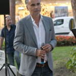 Foto Nicoloro G.   06/08/2020   Milano Marittima-Cervia  ( RA )  Inaugurazione del monumento ' La Rosa della Milanesiana di Riviera ', opera dell' artista Marco Lodola e donato dalla Fondazione Elisabetta Sgarbi al comune di Cervia. nella foto l' assessore Andrea Corsini.