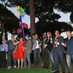 Foto Nicoloro G.   06/08/2020   Milano Marittima-Cervia  ( RA )  Inaugurazione del monumento ' La Rosa della Milanesiana di Riviera ', opera dell' artista Marco Lodola e donato dalla Fondazione Elisabetta Sgarbi al comune di Cervia. nella foto il gruppo davanti all' opera svelata.