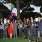 Foto Nicoloro G.   06/08/2020   Milano Marittima-Cervia  ( RA )  Inaugurazione del monumento ' La Rosa della Milanesiana di Riviera ', opera dell' artista Marco Lodola e donato dalla Fondazione Elisabetta Sgarbi al comune di Cervia. nella foto il gruppo davanti all' opera svelata.