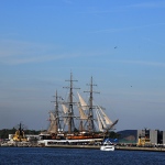 Foto Nicoloro G.   18/10/2026   Ravenna   Dopo una sosta di 5 giorni la nave scuola A. Vespucci lascia il porto di Ravenna. nella foto la nave scuola Vespucci lascia il porto di Ravenna.