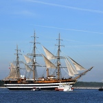 Foto Nicoloro G.   18/10/2026   Ravenna   Dopo una sosta di 5 giorni la nave scuola A. Vespucci lascia il porto di Ravenna. nella foto la nave scuola Vespucci lascia il porto di Ravenna.