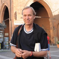Foto Nicoloro G.  04/06/2010  Cremona  Primo Festival TRA Letteratura e Musica " Le corde dell ' anima " . nella foto Bjorn Larsson