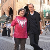 Foto Nicoloro G.  04/06/2010  Cremona  Primo Festival TRA Letteratura e Musica " Le corde dell ' anima " . nella foto Luca Crovi – Bjorn Larsson