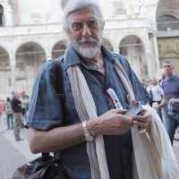 Foto Nicoloro G.  04/06/2010  Cremona  Primo Festival TRA Letteratura e Musica " Le corde dell ' anima " . nella foto Shel Shapiro