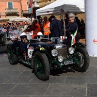 Foto Nicoloro G. 16/05/2014  Ravenna    La 32° edizione della 1000 Miglia, con le sue 435 auto, passa da Ravenna. nella foto auto in coda per la timbratura del passaggio.