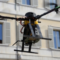 Foto Nicoloro G. 16/05/2014  Ravenna    La 32° edizione della 1000 Miglia, con le sue 435 auto, passa da Ravenna. nella foto per la prima volta alla 1000 Miglia viene adottato un sistema di riprese con un drone.