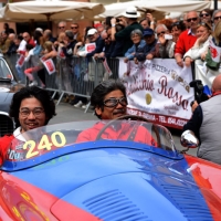 Foto Nicoloro G. 16/05/2014  Ravenna    La 32° edizione della 1000 Miglia, con le sue 435 auto, passa da Ravenna. nella foto un' auto con uno dei numerosi equipaggi giapponesi riparte dopo la timbratura del passaggio.
