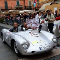 Foto Nicoloro G. 16/05/2014  Ravenna    La 32° edizione della 1000 Miglia, con le sue 435 auto, passa da Ravenna. nella foto tra i partecipanti Jacky Ickx, a sinistra, su una Porsche.