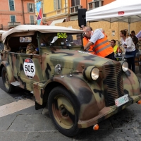 Foto Nicoloro G. 16/05/2014  Ravenna    La 32° edizione della 1000 Miglia, con le sue 435 auto, passa da Ravenna. nella foto alcuni mezzi militari che partecipano alla competizione.