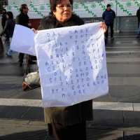 Foto Nicoloro G. 22/01/2012 Milano Manifestazione con corteo della Lega Nord contro il governo Monti. nella foto Manifestante con cartello
