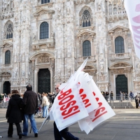 Foto Nicoloro G. 22/01/2012 Milano Manifestazione con corteo della Lega Nord contro il governo Monti. nella foto Bandiere "pro Bossi"