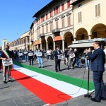 Foto Nicoloro G.   02/06/2020   Faenza ( Ra)   Nella giornata della Festa della Repubblica i partiti dell\' opposizione promuovono un flash mob di protesta contro il governo \' Per l\' Italia che vuole ripartire in sicurezza \'. nella foto il segretario della Lega Romagna Jacopo Morrone durante il suo intervento.