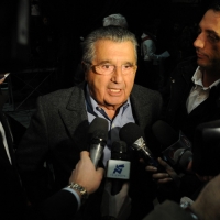 Foto Nicoloro G. 05/02/2011 Milano Manifestazione al Palasharp, per chiedere le dimissioni del premier Berlusconi, organizzata da Liberta' e Giustizia. nella foto Carlo De Benedetti