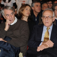 Foto Nicoloro G. 05/02/2011 Milano Manifestazione al Palasharp, per chiedere le dimissioni del premier Berlusconi, organizzata da Liberta' e Giustizia. nella foto Giuliano Pisapia – Maurizio Pollini