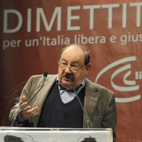 Foto Nicoloro G. 05/02/2011 Milano Manifestazione al Palasharp, per chiedere le dimissioni del premier Berlusconi, organizzata da Liberta' e Giustizia. nella foto Umberto Eco