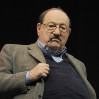Foto Nicoloro G. 05/02/2011 Milano Manifestazione al Palasharp, per chiedere le dimissioni del premier Berlusconi, organizzata da Liberta' e Giustizia. nella foto Umberto Eco