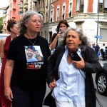 Foto Nicoloro G.   06/06/2025   Milano   Manifestazione '' Due Popoli due Stati un Destino ''' organizzata da Azione e da Italia Viva vuole lanciare un appello per il cessate il fuoco a Gaza, il rilascio degli ostaggi e la promozione della soluzione politica dei due Stati. nella foto a sinistra Aviva Siegel ex ostaggio rapita con il marito e rilasciate dopo 51 giorni di prigionia e Andree Ruth Shammah regista teatrale.