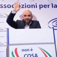 Foto Nicoloro G. 02/06/2013 Bologna Manifestazione in difesa della Costituzione organizzata da " Libertà e Giustizia " dal titolo " Non è cosa vostra ". nella foto Roberto Saviano