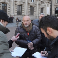 Foto Nicoloro G. 23/11/2011 Milano Manifestazione davanti a palazzo Marino degli operatori ortofrutticoli per l’ auspicata riqualificazione dell’ Ortomercato. nella foto Alberto Albuzza