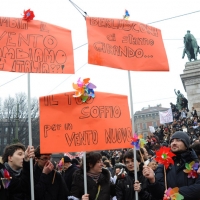 Foto Nicoloro G. 13/02/2011 Milano Manifestazione delle donne \" Se non ora quando ? \" per la dignita\' del soggetto donna e contro Berlusconi. nella foto Manifestanti con cartelli di protesta
