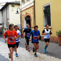 Foto Nicoloro G.   09/11/2014   Ravenna    Sedicesima edizione della " Maratona Internazionale Ravenna Città d Arte ". nella foto al centro il cantante Gianni Morandi, grande frequentatore di maratone, ha partecipato alla mezza maratona di 21,097 Km.