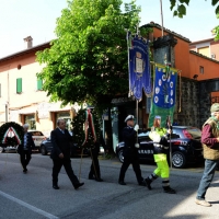 Foto Nicoloro G.   25/04/2014  Marzabotto ( Bologna )   Si celebra nella cittadina medaglia d' oro al Valore Militare la Festa della LIberazione con la partecipazione del presidente della Camera. nella foto il corteo si reca al Sacrario dei Caduti per deporre le corone.
