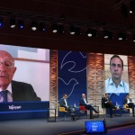 Foto Nicoloro G.   22/08/2020   Rimini    Quinta giornata del Meeting di CL 2020, che in questa edizione ha per titolo ' Privi di meraviglia, restiamo sordi al sublime '. nella foto in collegamento video, da sinistra, Sabino Cassese, Costituzionalista, Massimiliano Fedriga, governatore del Friuli Venezia Giulia, e Luca Zaia, governatore del Veneto.
