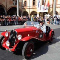 Foto Nicoloro G. 18/05/2012 Ravenna La 36° edizione del Rally 1000 Miglia, che conta la partecipazione di ben 382 auto storiche, passa da Ravenna per il controllo a timbro. nella foto Un auto partecipante