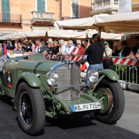 Foto Nicoloro G. 18/05/2012 Ravenna La 36° edizione del Rally 1000 Miglia, che conta la partecipazione di ben 382 auto storiche, passa da Ravenna per il controllo a timbro. nella foto Un auto partecipante