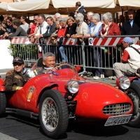 Foto Nicoloro G. 18/05/2012 Ravenna La 36° edizione del Rally 1000 Miglia, che conta la partecipazione di ben 382 auto storiche, passa da Ravenna per il controllo a timbro. nella foto Un auto partecipante