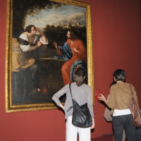 Foto Nicoloro G. 21/09/2011 Milano Presentata alla stampa la mostra ” Artemisia Gentileschi. Storia di una passione “, al palazzo Reale dal 22 settembre 2011 al 29 gennaio 2012. nella foto Visitatori in una sala della Mostra