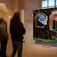 Foto Nicoloro G. 16/03/2013 Lugo di Romagna ( Ravenna ) Inaugurazione della mostra di pittura dal titolo ” Opere sacre di sabotaggio ” dell’ artista Gian Ruggero Manzoni che torna ad esporre, dopo cinque anni di assenza, nella sua città e nella prestigiosa sede delle ex Pescherie della Rocca. nella foto Quadri in esposizione