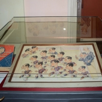 Foto Nicoloro G. 02/09/2013 San Giovanni Persiceto ( Bologna ) Inaugurazione della mostra ” I numeri 10 ” con cimeli, foto e maglie originali appartenute ai più rappresentativi calciatori che hanno ricoperto questo ruolo. nella foto Bacheca con cimeli del Bologna F.C.     
