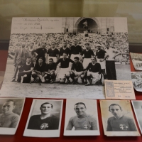 Foto Nicoloro G. 02/09/2013 San Giovanni Persiceto ( Bologna ) Inaugurazione della mostra ” I numeri 10 ” con cimeli, foto e maglie originali appartenute ai più rappresentativi calciatori che hanno ricoperto questo ruolo. nella foto Bacheca con cimeli del Bologna F.C.      