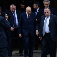 Foto Nicoloro G. 17/10/2014 Milano Il presidente Giorgio Napolitano ha presieduto la cena dei capi di Stato che hanno partecipato al vertice ASEM. nella foto il presidente Giorgio Napolitano lascia il Grand Hotel et Milan.