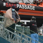Foto Nicoloro G.   03/01/2024   Porto Corsini - Ravenna   Ha attraccato nel porto di Ravenna la nave di Medici senza Frontiere Geo Barents con a bordo 336 migranti. Di questi 229 sono uomini, 3 donne e 34 minori di cui 27 non accompagnati. Provenienti da diversi paesi, come Pakistan, Eritrea, Egitto, Yemen, Siria e anche Palestina, verrano ripartiti equamente, secondo un piano del Viminale, tra Lombardia, Toscana ed Emilia-Romagna. nella foto un momento dello sbarco dei migranti.