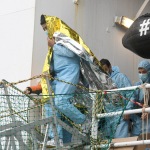 Foto Nicoloro G.   03/01/2024   Porto Corsini - Ravenna   Ha attraccato nel porto di Ravenna la nave di Medici senza Frontiere Geo Barents con a bordo 336 migranti. Di questi 229 sono uomini, 3 donne e 34 minori di cui 27 non accompagnati. Provenienti da diversi paesi, come Pakistan, Eritrea, Egitto, Yemen, Siria e anche Palestina, verrano ripartiti equamente, secondo un piano del Viminale, tra Lombardia, Toscana ed Emilia-Romagna. nella foto un momento dello sbarco dei migranti.