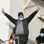 Foto Nicoloro G.   03/01/2024   Porto Corsini - Ravenna   Ha attraccato nel porto di Ravenna la nave di Medici senza Frontiere Geo Barents con a bordo 336 migranti. Di questi 229 sono uomini, 3 donne e 34 minori di cui 27 non accompagnati. Provenienti da diversi paesi, come Pakistan, Eritrea, Egitto, Yemen, Siria e anche Palestina, verrano ripartiti equamente, secondo un piano del Viminale, tra Lombardia, Toscana ed Emilia-Romagna. nella foto un gesto di gioia ed esultanza per avercela fatta.