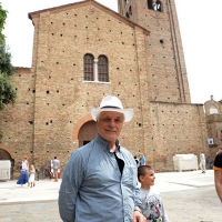Foto Nicoloro G. 08/09/2013 Ravenna Tra le varie celebrazioni per il 692esimo anniversario della morte di Dante Alighieri anche la tradizionale offerta da parte del Comune di Firenze dell’ olio che alimenta la lampada nella tomba del Sommo Poeta. nella foto Michele Placido, ospite della Rassegna "Dante2021"