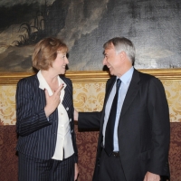 Foto Nicoloro G. 01/06/2011 Milano Passaggio di consegne a palazzo Marino dall’ ex sindaco Letizia Moratti al neo eletto Giuliano Pisapia. nella foto Letizia Moratti – Giuliano Pisapia