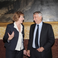Foto Nicoloro G. 01/06/2011 Milano Passaggio di consegne a palazzo Marino dall’ ex sindaco Letizia Moratti al neo eletto Giuliano Pisapia. nella foto Letizia Moratti – Giuliano Pisapia