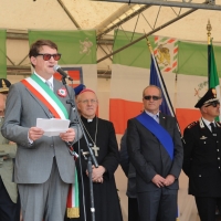 Foto Nicoloro G. 04/06/2011 Forli (FC) In occasione dei 150 anni dell’ Unita’ d’ Italia e della Festa della Repubblica a Forli’ viene rinnovata la tradizione, risalente al 1849, del ” pranzo patriottico “. Infatti nel lontano 1849 si svolse nella cittadina romagnola un gran banchetto che coinvolse 1090 commensali, di diversa estrazione sociale ed economica, con un sogno comune di un’ Italia unita e repubblicana. nella foto Il discorso del sindaco Roberto Balzani