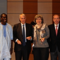Foto Nicoloro G. 07/12/2012 Milano Tradizionale cerimonia di consegna delle civiche benemerenze del Comune di Milano nel giorno di S. Ambrogio. nella foto Terre di Mezzo – Giuliano Pisapia – Basilio Rizzo   
