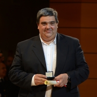 Foto Nicoloro G.  07/12/2013  Milano  Assegnati gli Ambrogini d' oro e le Menzioni speciali ai cittadini che più si sono distinti nelle rispettive attività. nella foto don Massimo Mapelli, impegnato nell' aiuto dei disagiati di ogni genere.