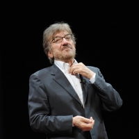 Foto Nicoloro G. 25/03/2011 Ravenna Si e’ svolta al teatro Alighieri di Ravenna la seconda edizione del ” Premio Giustiniano ” per le arti e la cultura. nella foto Gigi Proietti
