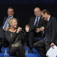 Foto Nicoloro G. 20/11/2010 Ravenna, Trentanovesima edizione del " Premio Guidarello per il Giornalismo d' autore ". nella foto Licia Colò – Bruno Vespa