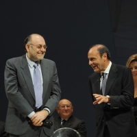 Foto Nicoloro G. 13/11/2011 Ravenna Quarantesima edizione del ” Premio Guidarello per il Giornalismo d’ autore “. Organizzato da Confindustria Ravenna vede il patrocinio dei Ministeri del Turismo e dei Beni Culturali. nella foto Armando Torno – Bruno Vespa