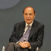 Foto Nicoloro G. 13/11/2011 Ravenna Quarantesima edizione del ” Premio Guidarello per il Giornalismo d’ autore “. Organizzato da Confindustria Ravenna vede il patrocinio dei Ministeri del Turismo e dei Beni Culturali. nella foto Bruno Vespa