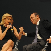 Foto Nicoloro G. 13/11/2011 Ravenna Quarantesima edizione del ” Premio Guidarello per il Giornalismo d’ autore “. Organizzato da Confindustria Ravenna vede il patrocinio dei Ministeri del Turismo e dei Beni Culturali. nella foto Simona Ventura – Bruno Vespa