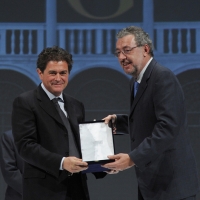 Foto Nicoloro G. 25/11/2012 Ravenna Quarantunesima edizione del ” Premio Guidarello per il Giornalismo d’ Autore “. nella foto Alberto Alesina – Fabrizio Matteucci